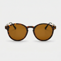 Leopardo con lentes marrones